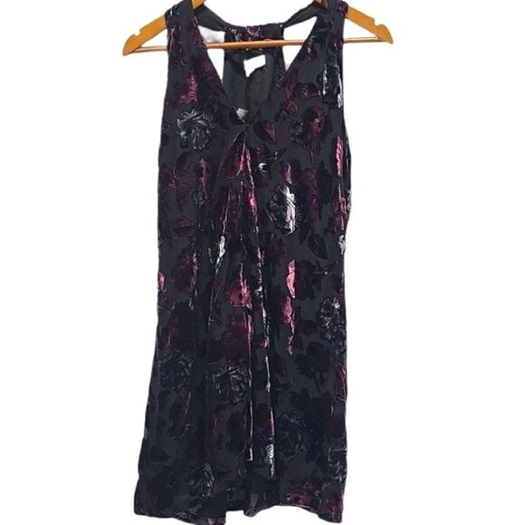 BB DAKOTA Floral Velvet Black/Wine Mini Party Dress Size Small - Picture 2 of 10